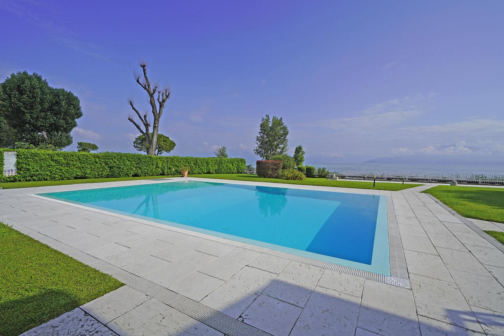 Il Porticciolo P1-12 By Wonderful Italy Apartment ซีร์มิโอเน ภายนอก รูปภาพ